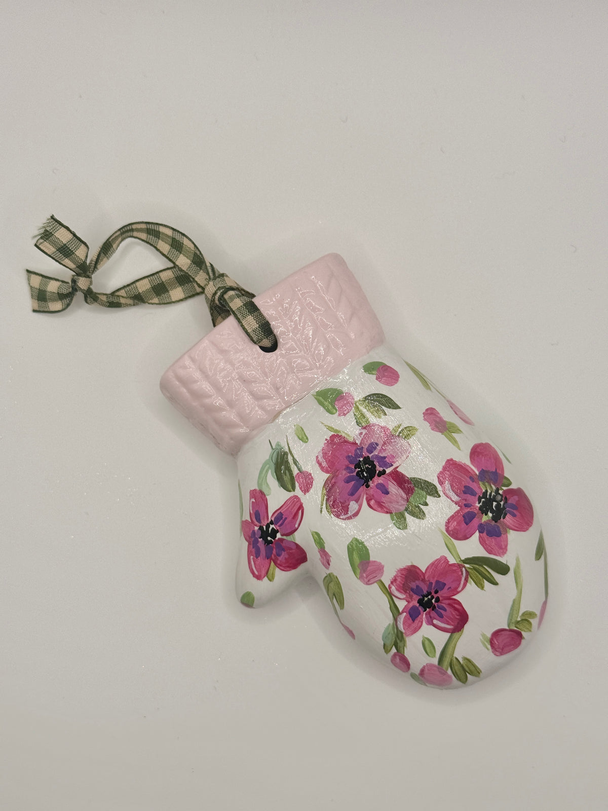The Blossom mitten (ornament)