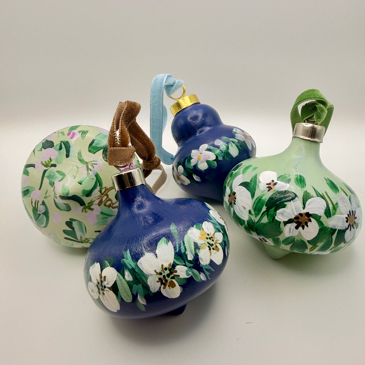 The Regina (set of 4) glossy